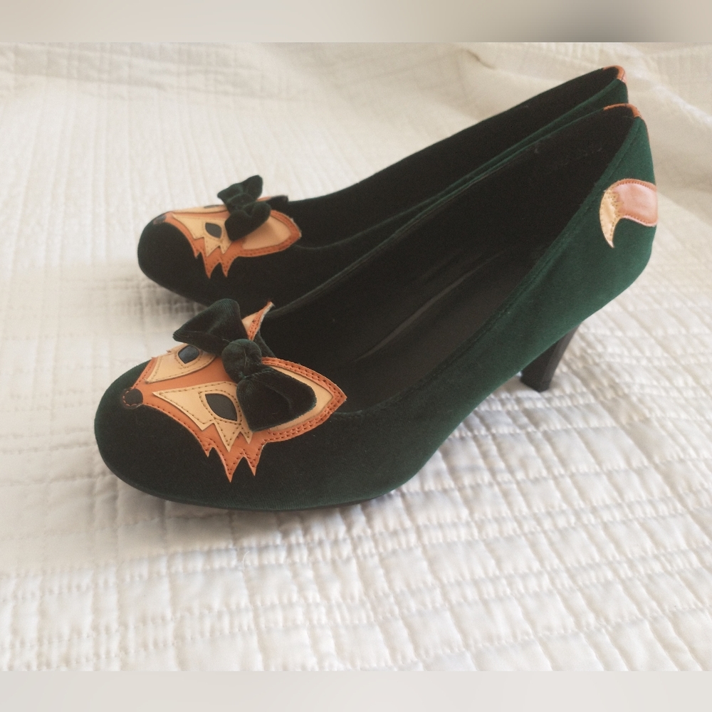TUK Emerald Green/Orange Fox Heels Size 10